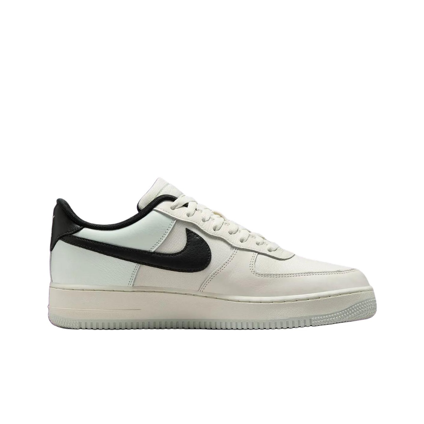 حذاء نايك إير فورس 1 من الجلد  - مراجعة Nike Shoes Air Force 1 وسعره