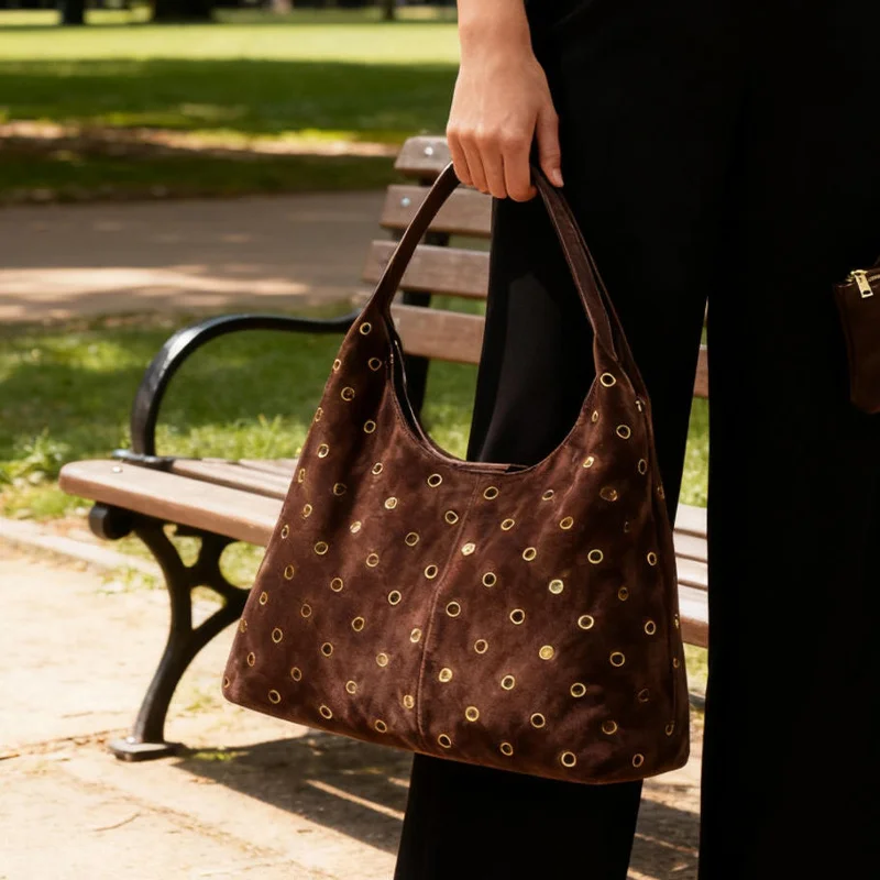 حقيبة يد مرصعة بالمعدن من جلد  - مراجعة Wristlet Wallet Zipper وسعره