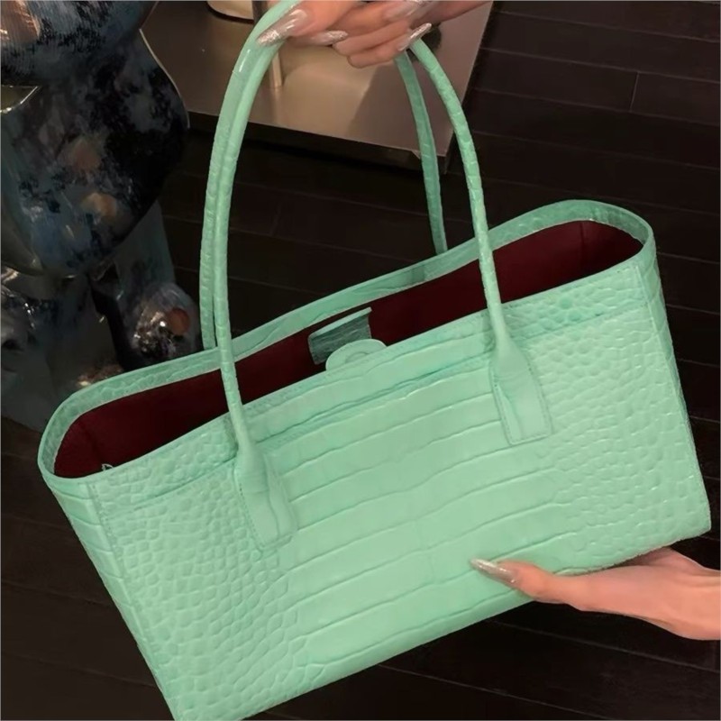 حقيبة يد نسائية خضراء عتيقة ال - مراجعة Luxury Bags Green وسعره