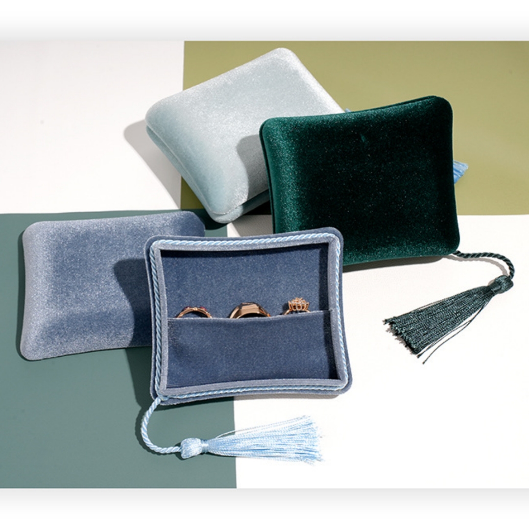 صندوق مجوهرات مخملي جمالي فاخر - مراجعة Luxury Bags List وسعره