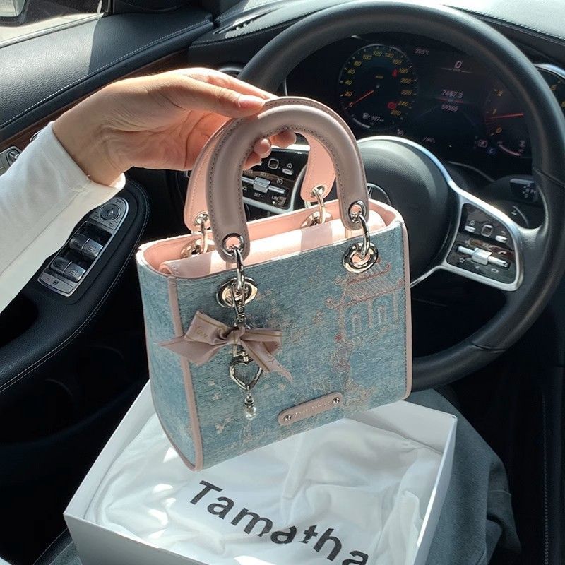 ارتفاع قيمة ضوء فاخر الألوان ا - مراجعة Luxury Bags Level وسعره