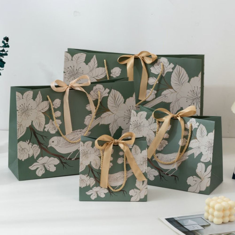 حقيبة ورقية خضراء لليد ، طباعة - مراجعة Luxury Bags Green وسعره