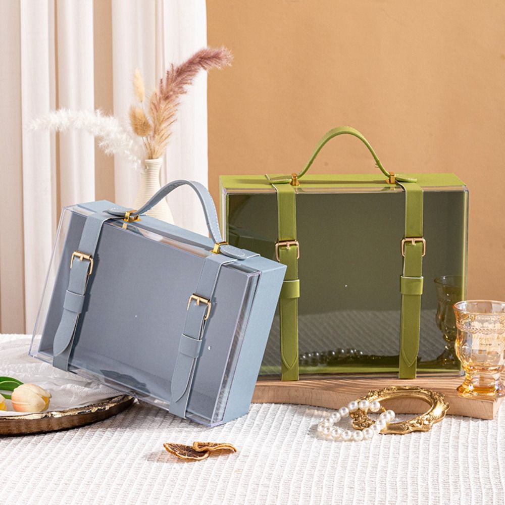 صندوق هدايا شفاف فاخر خفيف من  - مراجعة Luxury Bags List وسعره