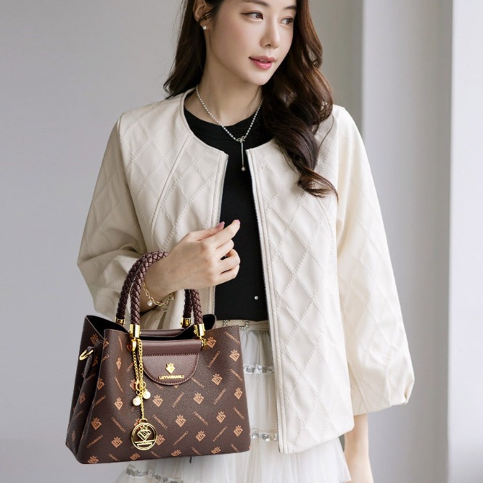 المنسوجة مقبض العلامة التجارية - مراجعة Luxury Bags Sales وسعره