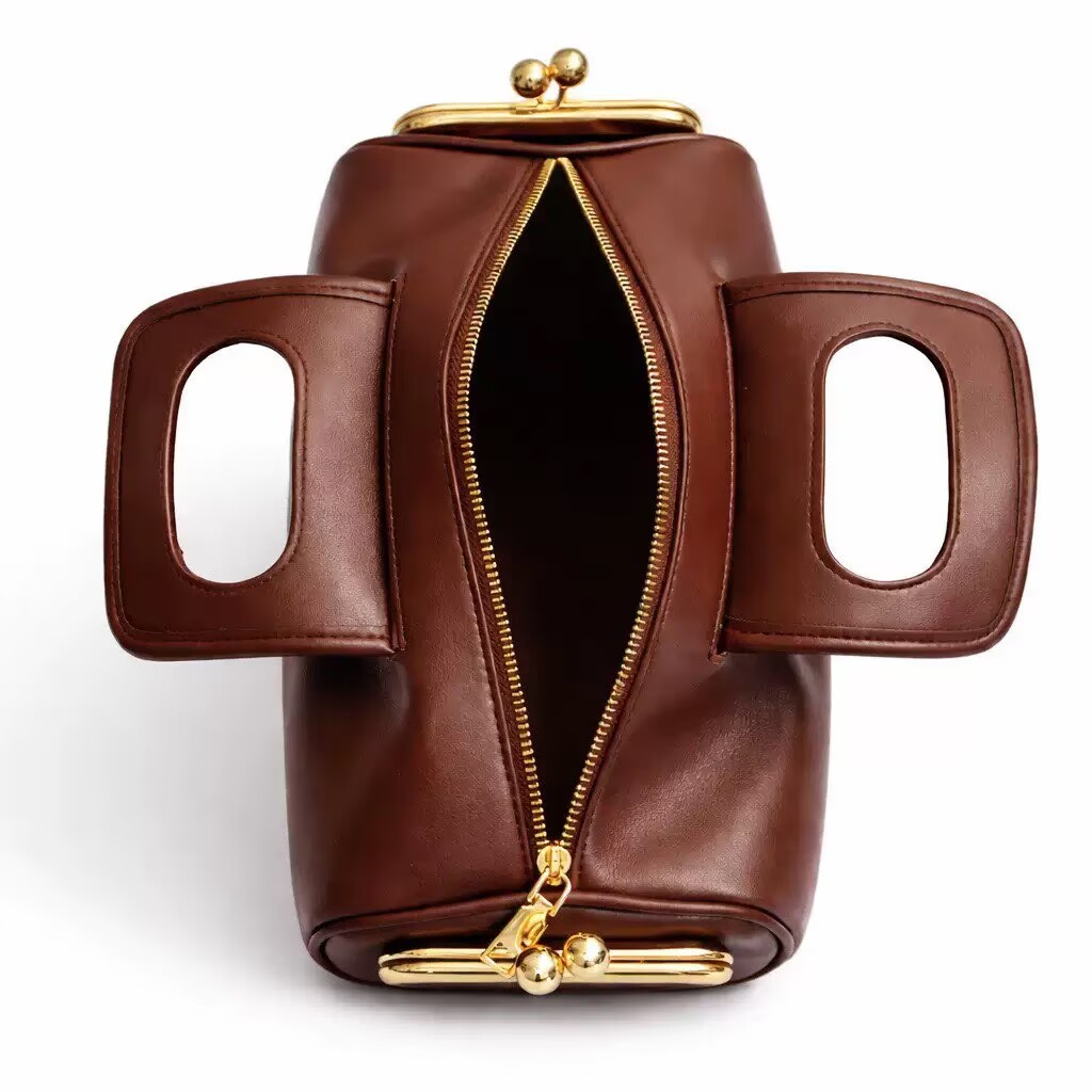 حقيبة تحت الإبط فرنسية الطراز  - مراجعة Luxury Bags Sales وسعره