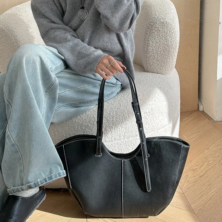 حقيبة يد نسائية عتيقة الطراز ذ - مراجعة Luxury Bags Collection وسعره
