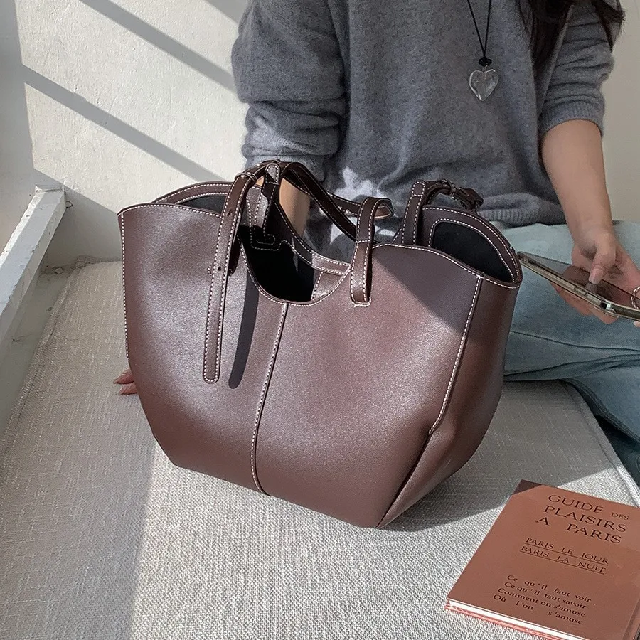 حقيبة يد نسائية عتيقة الطراز ذ - مراجعة Luxury Bags Collection وسعره