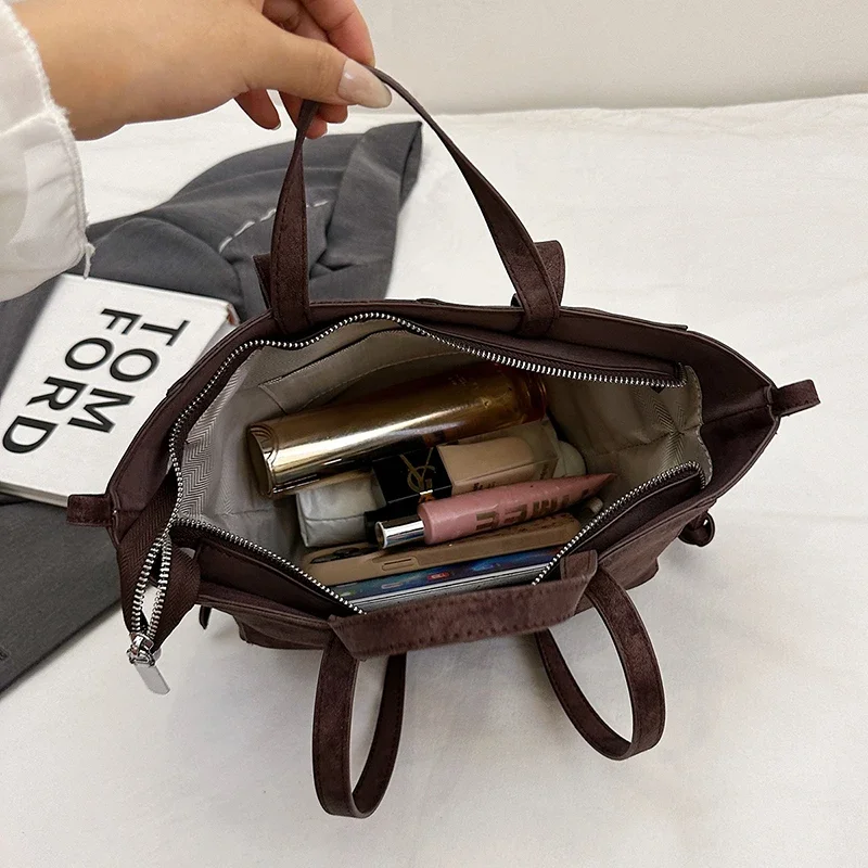 ضوء فاخر الصلبة بولي Hasp غلق  - مراجعة Luxury Bags Sales وسعره