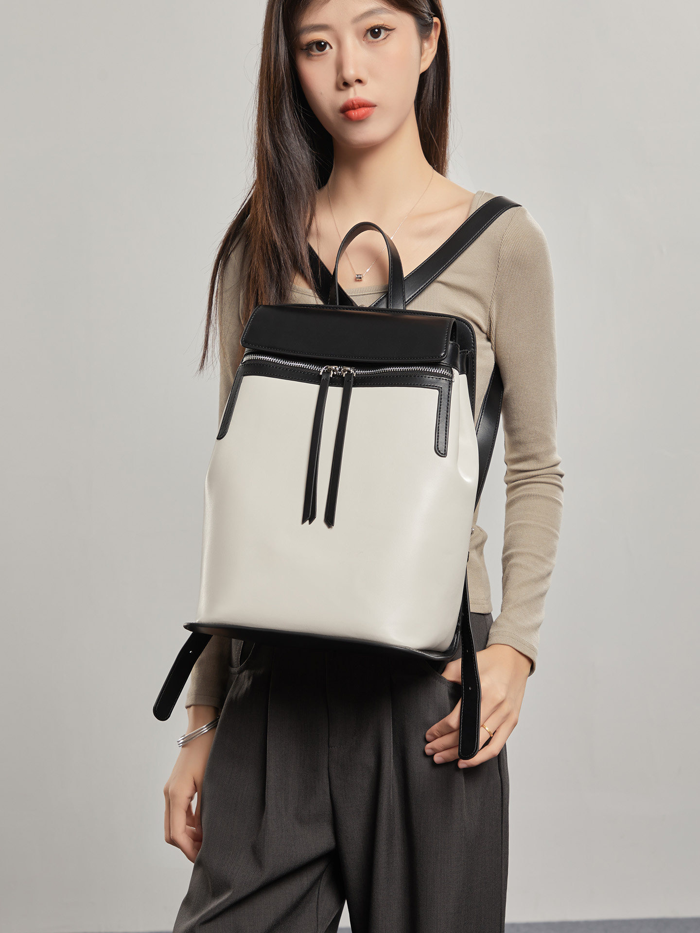 حقائب ظهر نسائية عصرية فاخرة ج - مراجعة Luxury Bags With Zipper وسعره