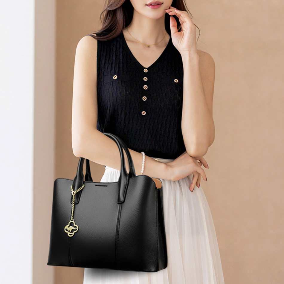 العلامة التجارية الفاخرة لينة  - مراجعة Luxury Bags Level وسعره