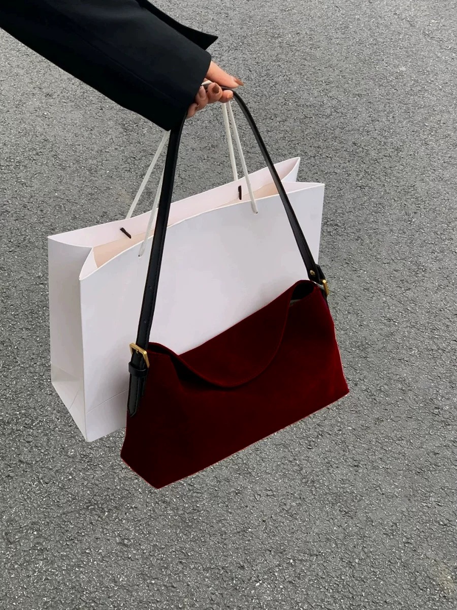 حقيبة كتف واحدة من جلد الغزال  - مراجعة Luxury Bags For Sale وسعره