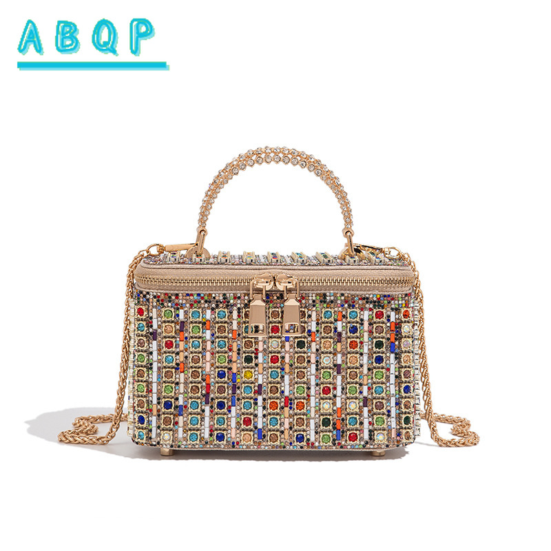 حقيبة نسائية للسهرات مرصعة بال - مراجعة Luxury Bags Sales وسعره